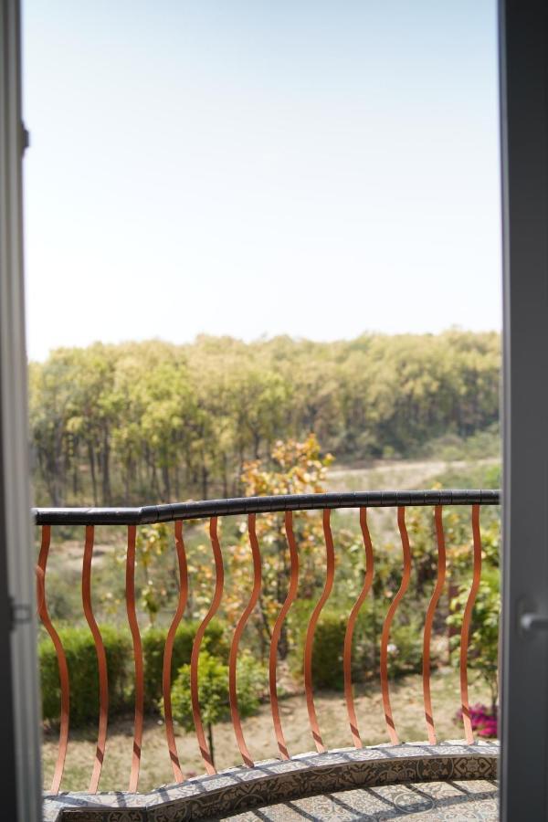 Aar Resort & Spa Jhājra Buitenkant foto
